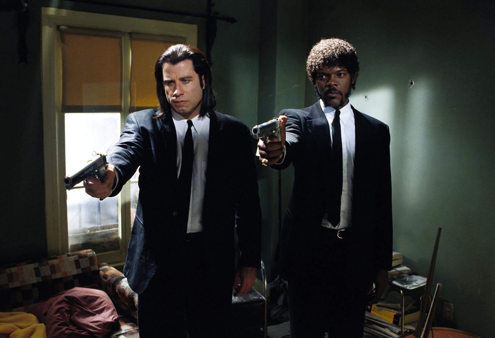 Pulp Fiction still of Butch Coolidge deciding whether to escape or return